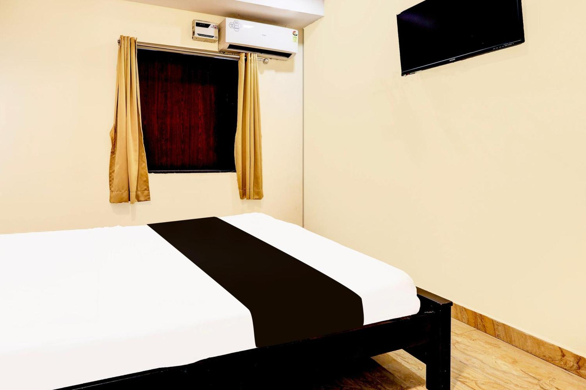 Super Hotel O Mahanadu Formerly Akshaya Bheemas Vijayawada Exterior photo